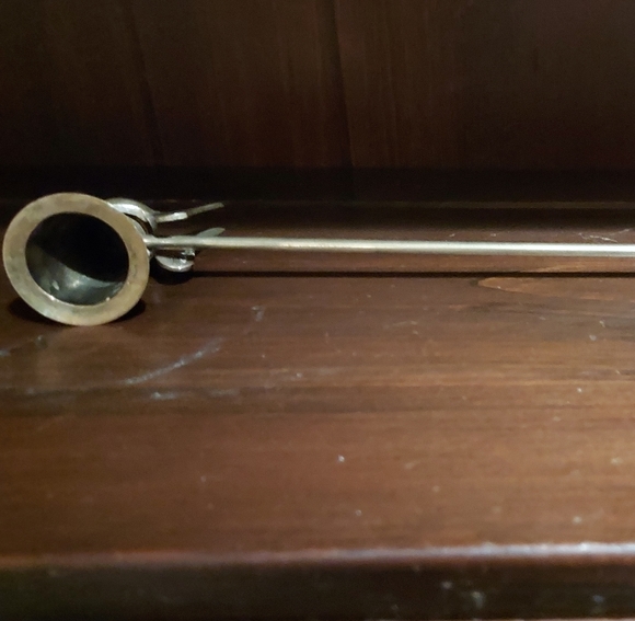 Vintage Brass Praying Angel Candle Snuffer - Picture 3 of 3